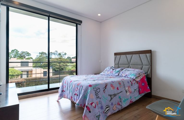 Casa de 4 alcobas en venta en Siberia, Cota, 292 m² · foto 13 de 24