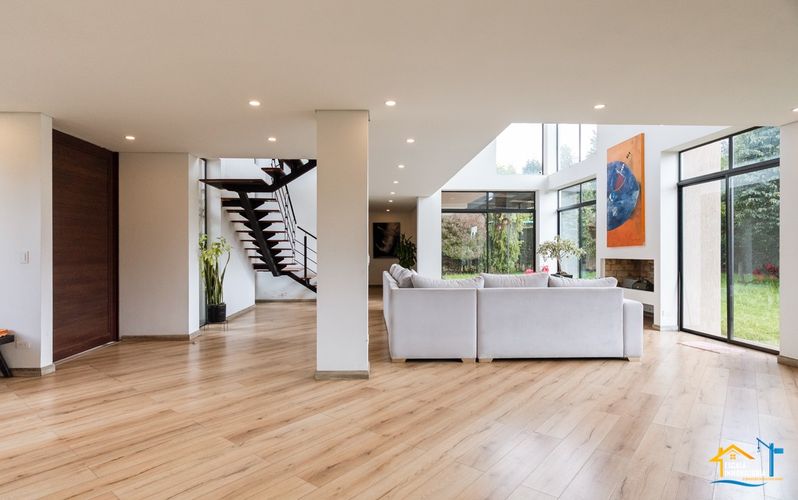 Casa de 4 alcobas en venta en Siberia, Cota, 292 m² · foto 4 de 24