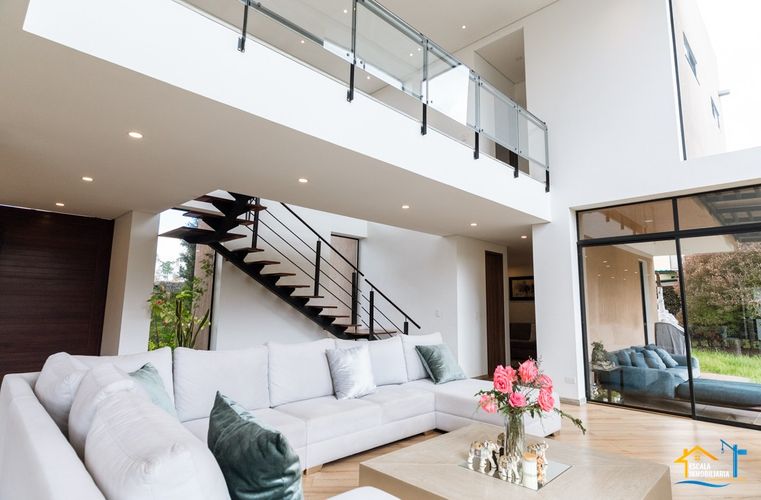 Casa de 4 alcobas en venta en Siberia, Cota, 292 m² · foto 10 de 24