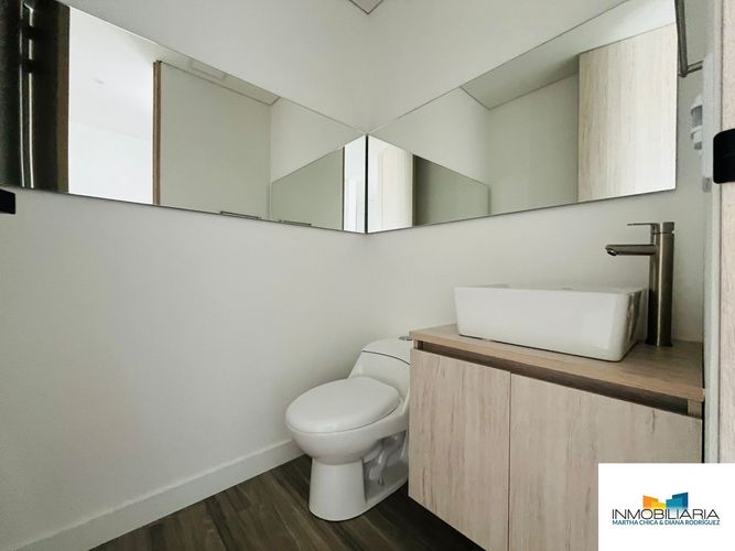 Apartamento de 2 alcobas en venta en San Patricio, Bogotá, 97 m² · foto 8 de 19