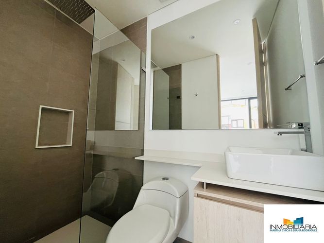 Apartamento de 2 alcobas en venta en San Patricio, Bogotá, 97 m² · foto 10 de 19