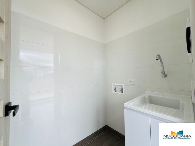 Apartamento de 2 alcobas en venta en San Patricio, Bogotá, 97 m² · foto 15 de 19