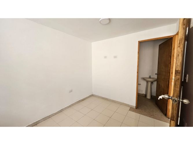 Casa de 12 alcobas en venta en Rincon Santo, Armenia, 253 m² · foto 9 de 24