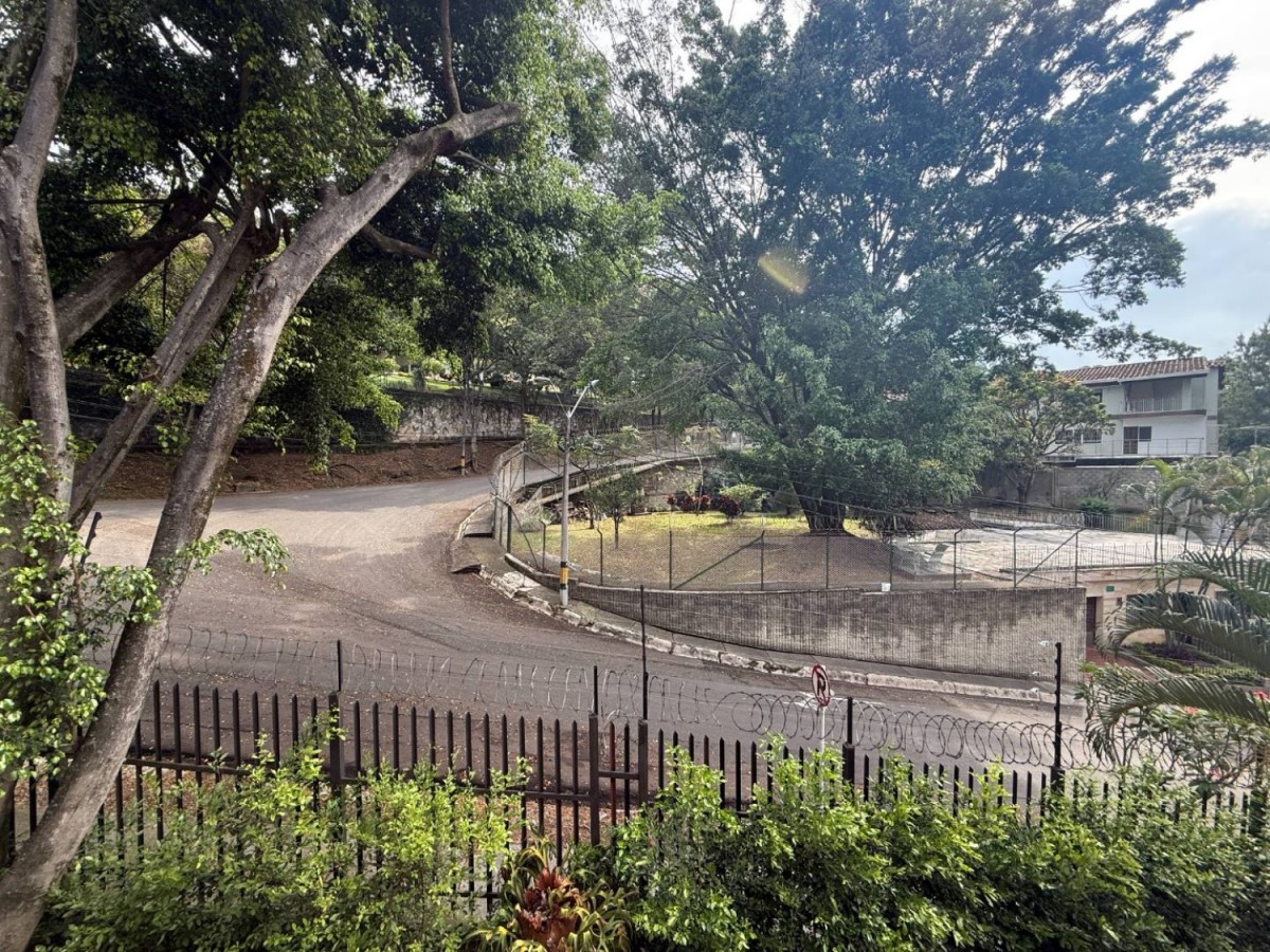 Apartamento en venta en Conquistadores, Medellín · foto 15 de 16