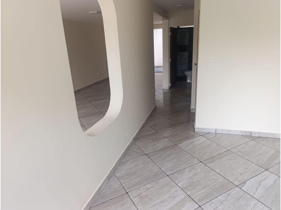 Casa en venta en Bosques De Santa Elena, Pereira · foto 3 de 13