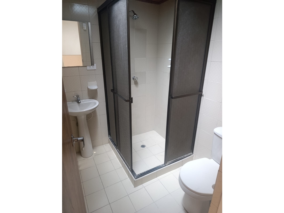 Casa en venta en Bosques De Santa Elena, Pereira · foto 8 de 13
