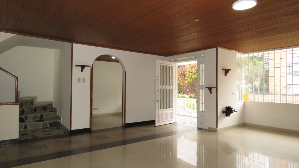 Casa en venta en Monaco, Bogotá · foto 4 de 24