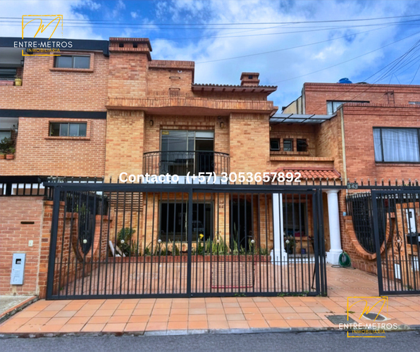 Casa de 4 alcobas en venta en Ub La Virginia, Chía, 288 m² · foto 2 de 23