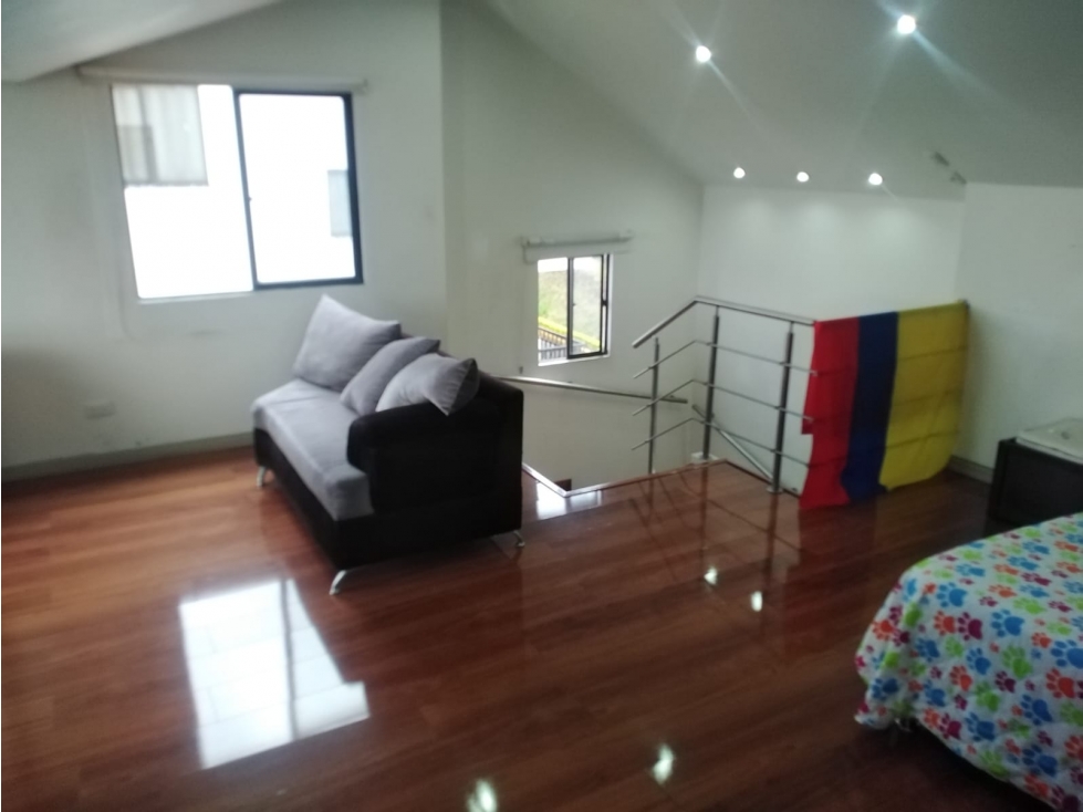 Casa en venta en Aeropuerto, Pereira · foto 3 de 24