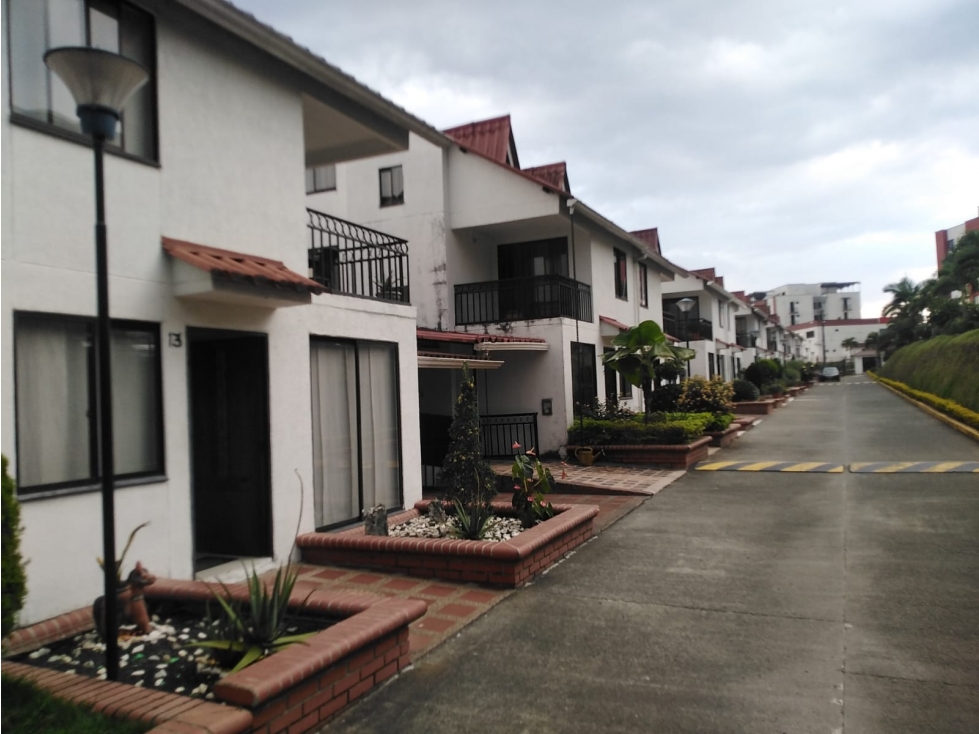 Casa en venta en Aeropuerto, Pereira · foto 13 de 24