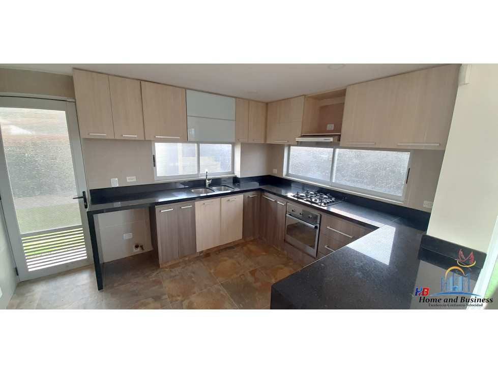 Casa en venta en La Estrella, Chía · foto 7 de 24