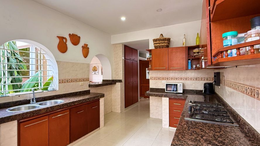 Casa de 6 alcobas en venta en Las Mercedes, Palmira, 418 m² · foto 11 de 24