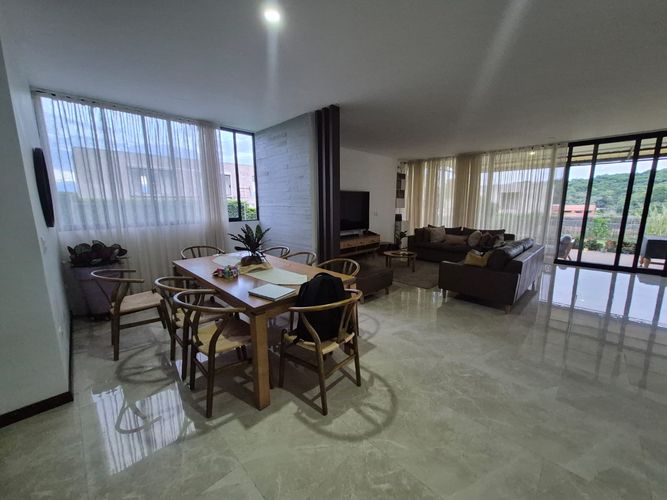 Casa en venta en Pance Alto, Cali, 540 m² · foto 4 de 24