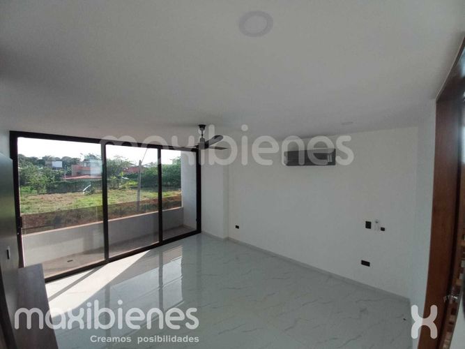 Casa de 4 alcobas en arriendo en La Chinita, Apartado, 240 m² · foto 4 de 21