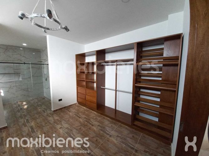Casa de 4 alcobas en arriendo en La Chinita, Apartado, 240 m² · foto 6 de 21