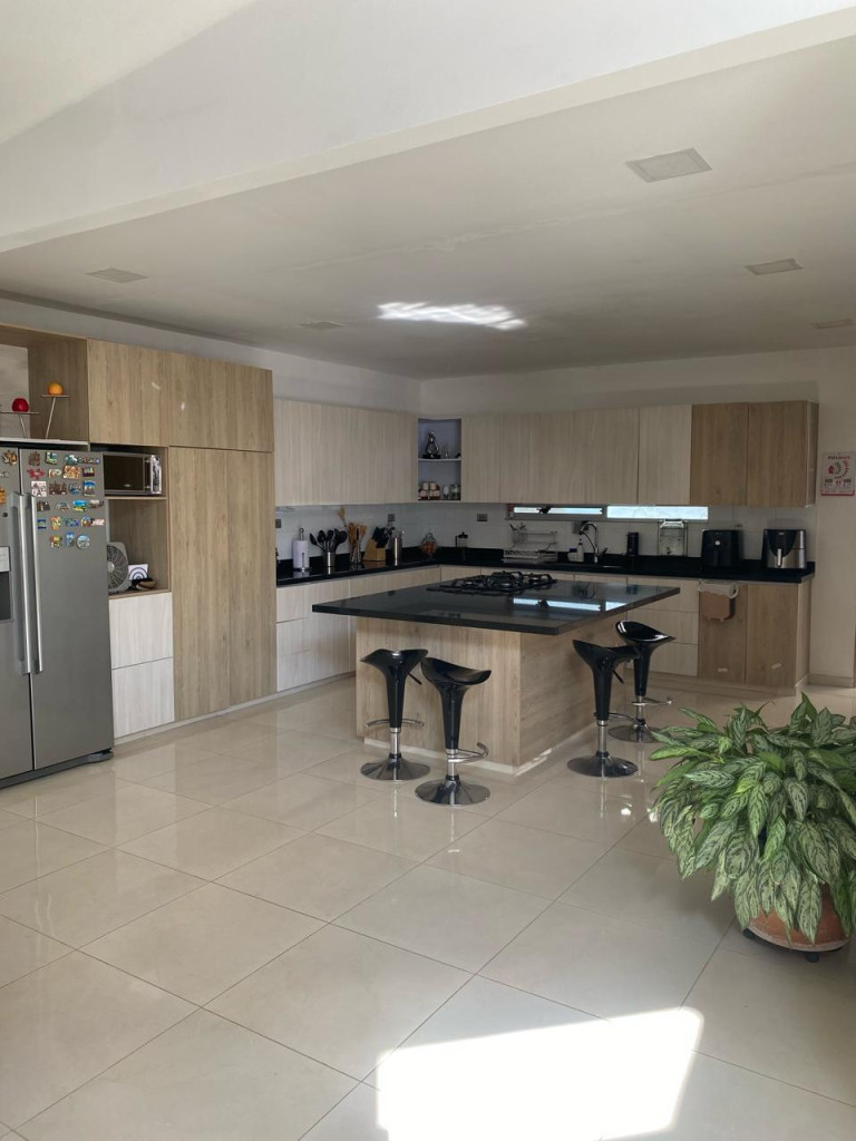 Casa en venta en Pueblito Paisa, Pereira · foto 2 de 16
