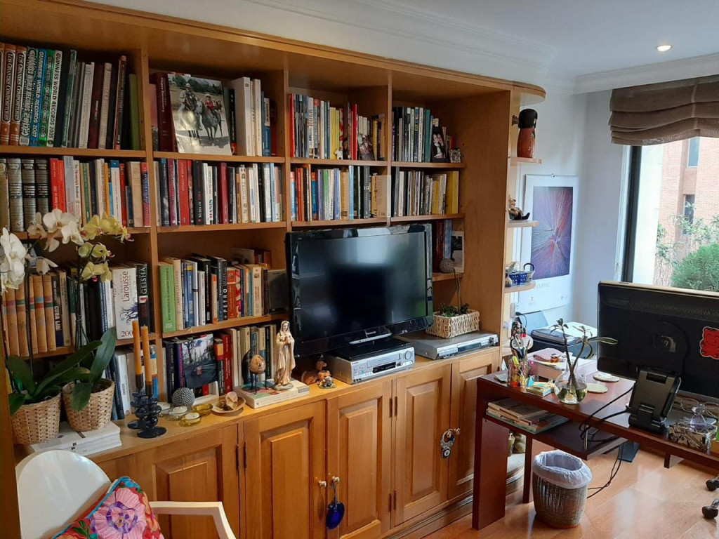 Apartamento en venta en Los Rosales, Bogotá · foto 7 de 24
