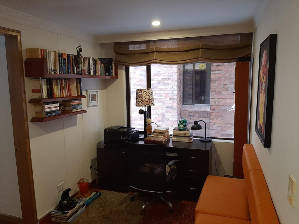 Apartamento en venta en Los Rosales, Bogotá · foto 10 de 24