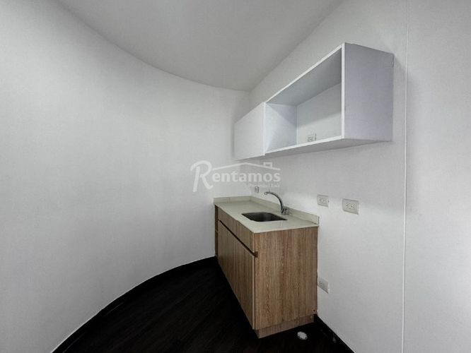 Oficina en arriendo en Castropol, Medellín, 172 m² · foto 14 de 19