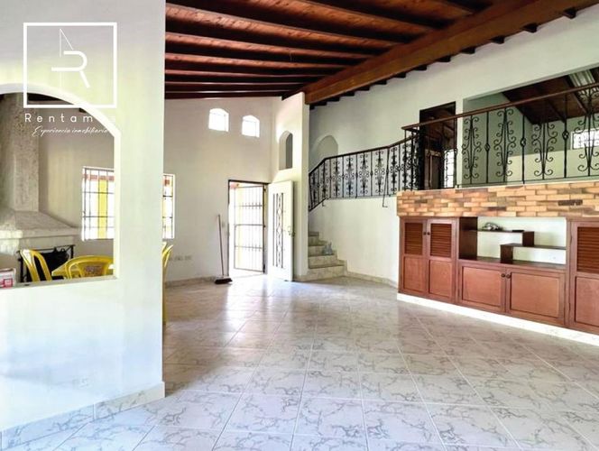Finca en venta en Entreamigos, Sabaneta, 400 m² · foto 2 de 16
