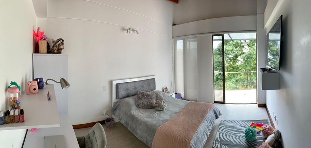 Casa de 4 alcobas en venta en Escobero, Envigado, 387 m² · foto 4 de 24