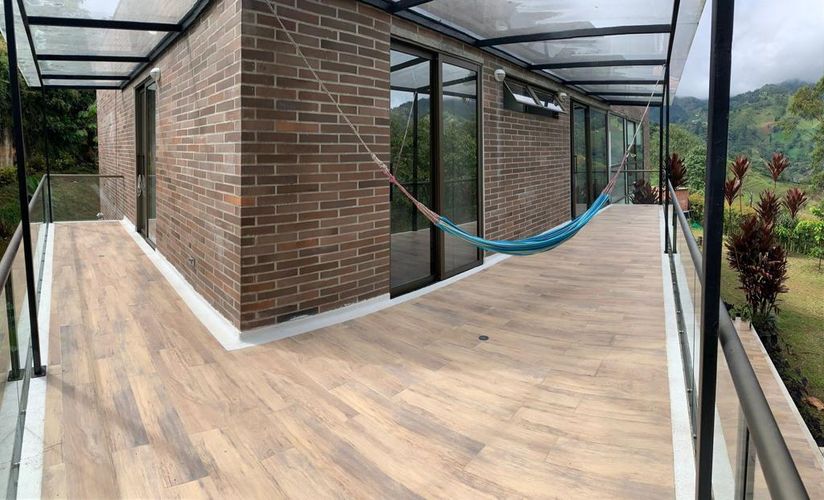 Casa de 4 alcobas en venta en Escobero, Envigado, 387 m² · foto 15 de 24