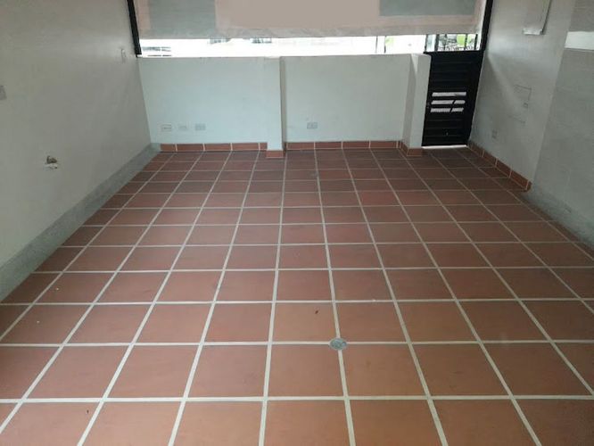 Local en arriendo en Los Naranjos, Itagüí, 22 m² · foto 4 de 5