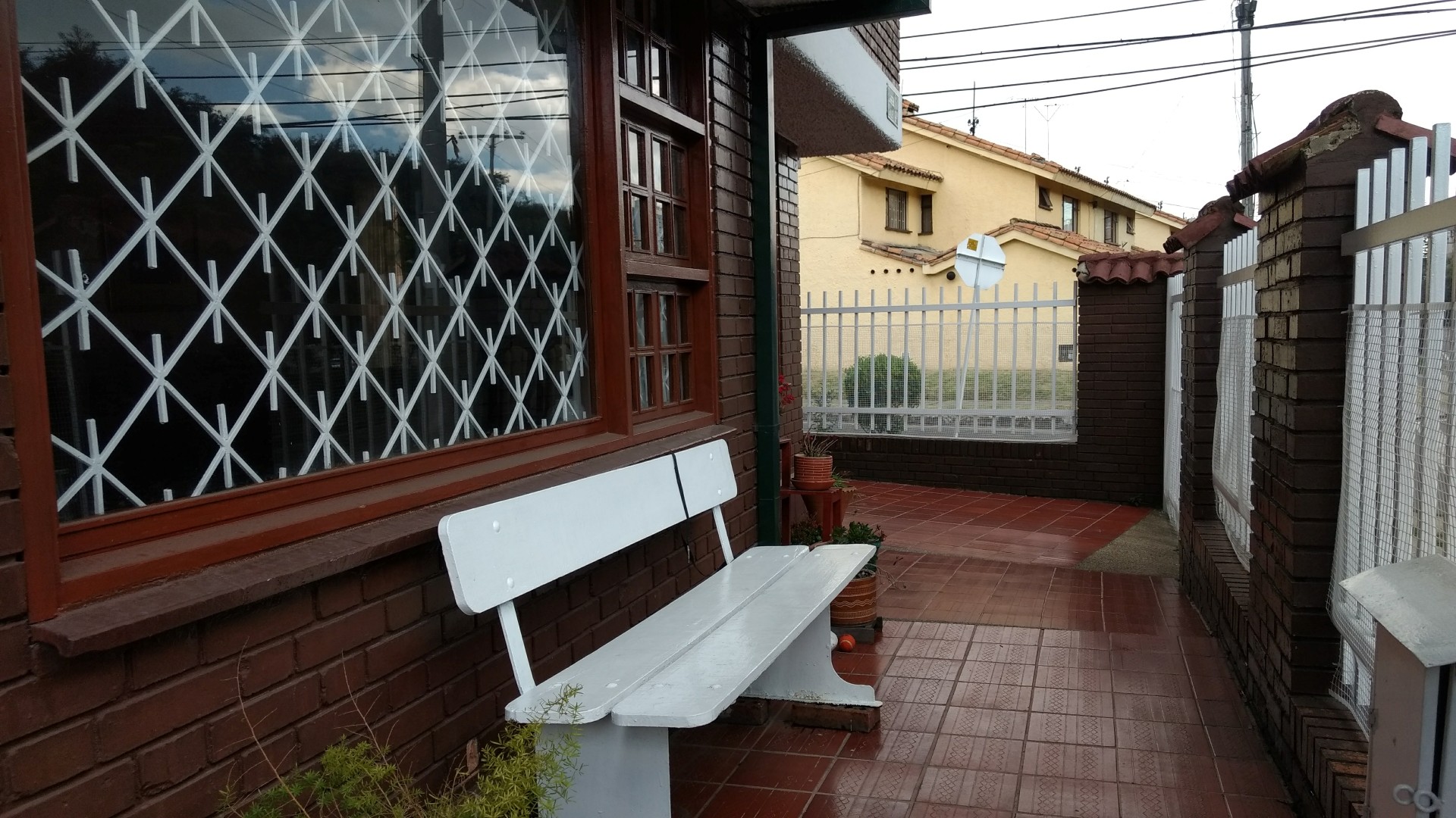 Casa en venta en Pontevedra, Bogotá · foto 3 de 19