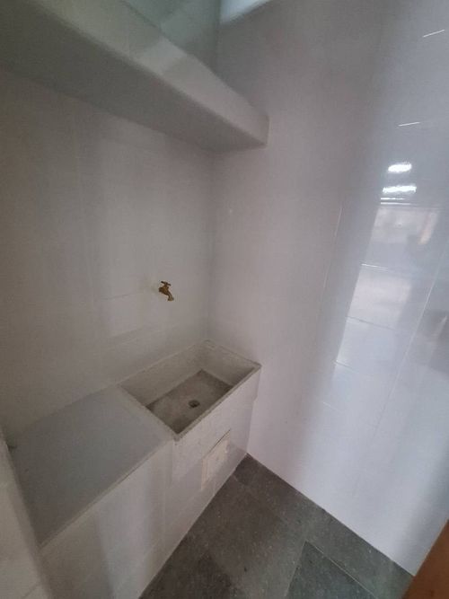 Oficina en arriendo en El Poblado, Medellín, 195 m² · foto 5 de 7