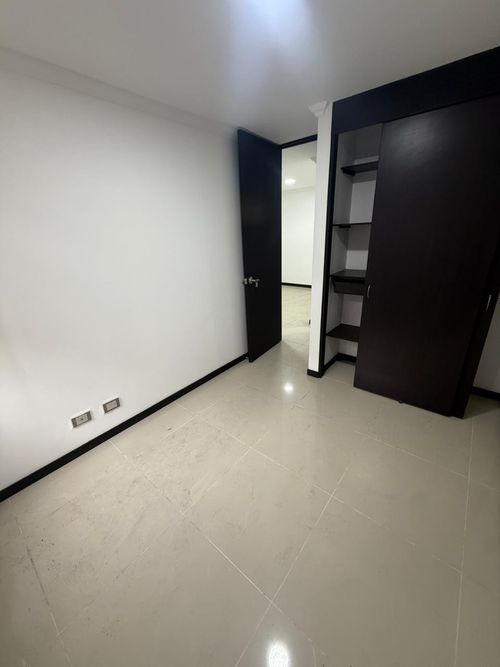 Apartamento de 3 alcobas en arriendo en Ciudad Del Río, Medellín, 85 m² · foto 12 de 12