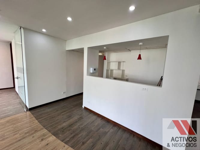 Local en arriendo en Los Balsos, Medellín, 203 m² · foto 9 de 19