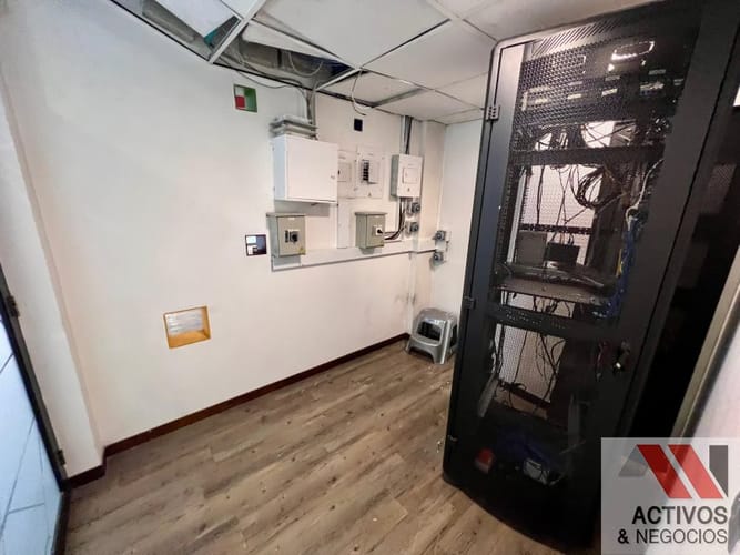 Local en arriendo en Los Balsos, Medellín, 203 m² · foto 12 de 19