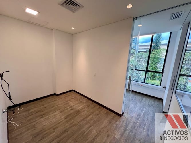 Local en arriendo en Los Balsos, Medellín, 203 m² · foto 15 de 19
