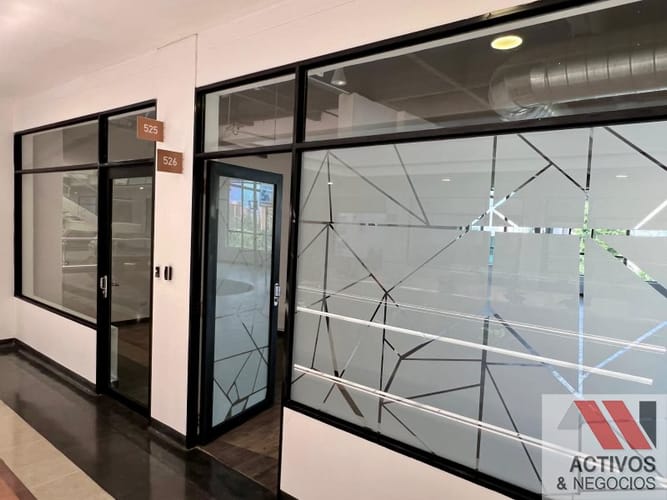 Local en arriendo en Los Balsos, Medellín, 203 m² · foto 18 de 19