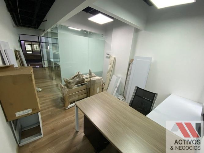 Oficina en arriendo en Los Balsos, Medellín, 35 m² · foto 5 de 5