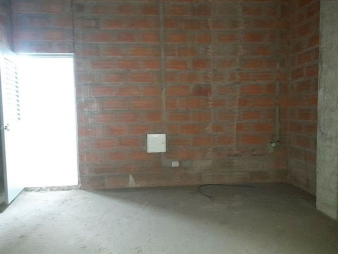 Local en arriendo en Los Naranjos, Itagüí, 23 m² · foto 3 de 4