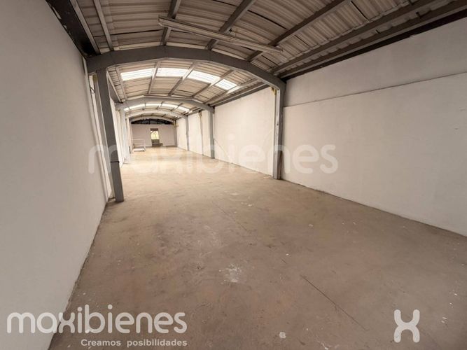 Bodega en arriendo en Miranda, Medellín, 300 m² · foto 10 de 14