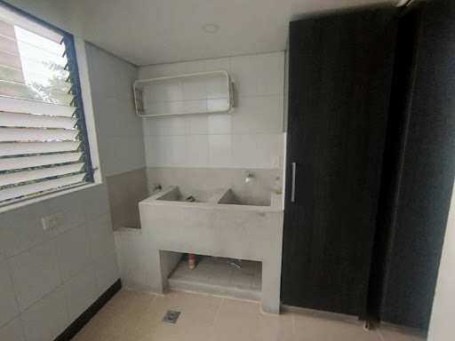 Apartamento en arriendo en Castropol, Medellín · foto 23 de 24