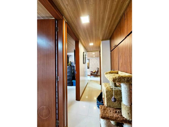Apartamento de 3 alcobas en venta en Potrero Grande, Madrid, 60 m² · foto 5 de 9