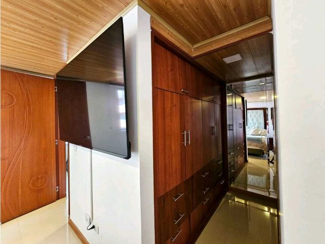 Apartamento de 3 alcobas en venta en Potrero Grande, Madrid, 60 m² · foto 6 de 9