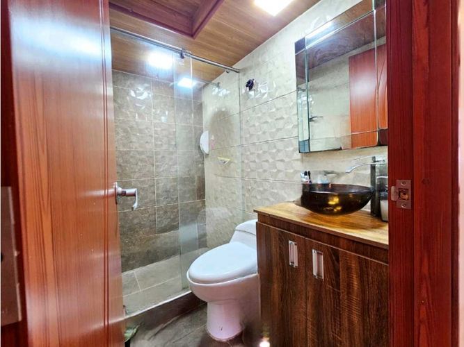 Apartamento de 3 alcobas en venta en Potrero Grande, Madrid, 60 m² · foto 7 de 9