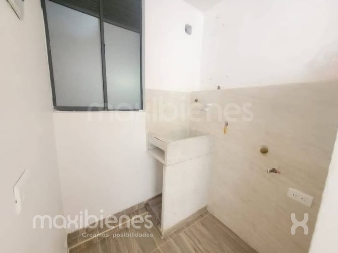 Apartamento de 3 alcobas en venta en Centro, Rionegro, 53 m² · foto 10 de 10