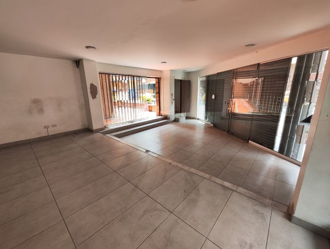 Local en arriendo en Prado, Medellín, 80 m² · foto 4 de 12