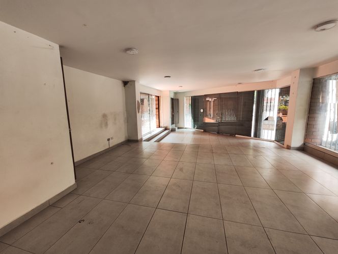 Local en arriendo en Prado, Medellín, 80 m² · foto 6 de 12