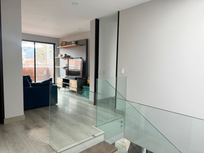 Apartamento de 4 alcobas en venta en Chicó Navarra, Bogotá, 270 m² · foto 8 de 18
