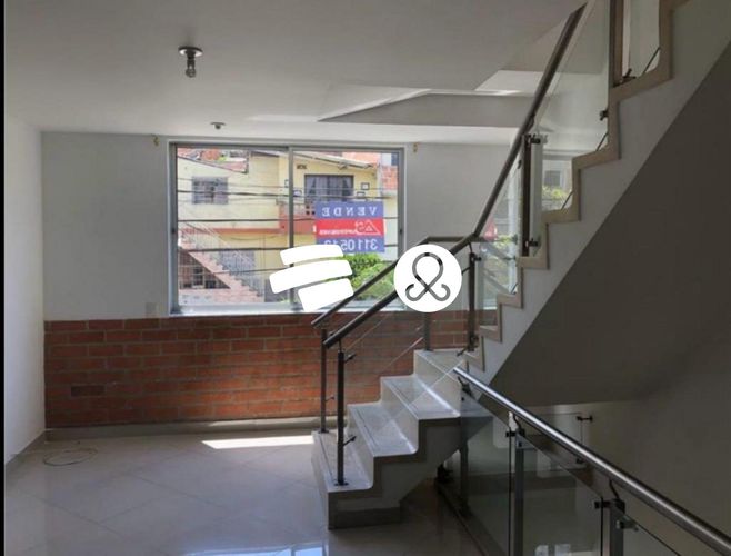 Casa de 7 alcobas en venta en Córdoba, Medellín, 380 m² · foto 8 de 20