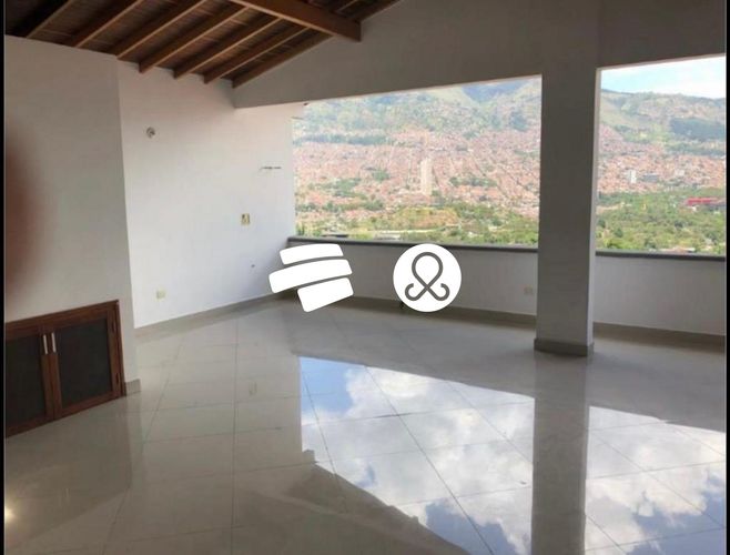 Casa de 7 alcobas en venta en Córdoba, Medellín, 380 m² · foto 19 de 20