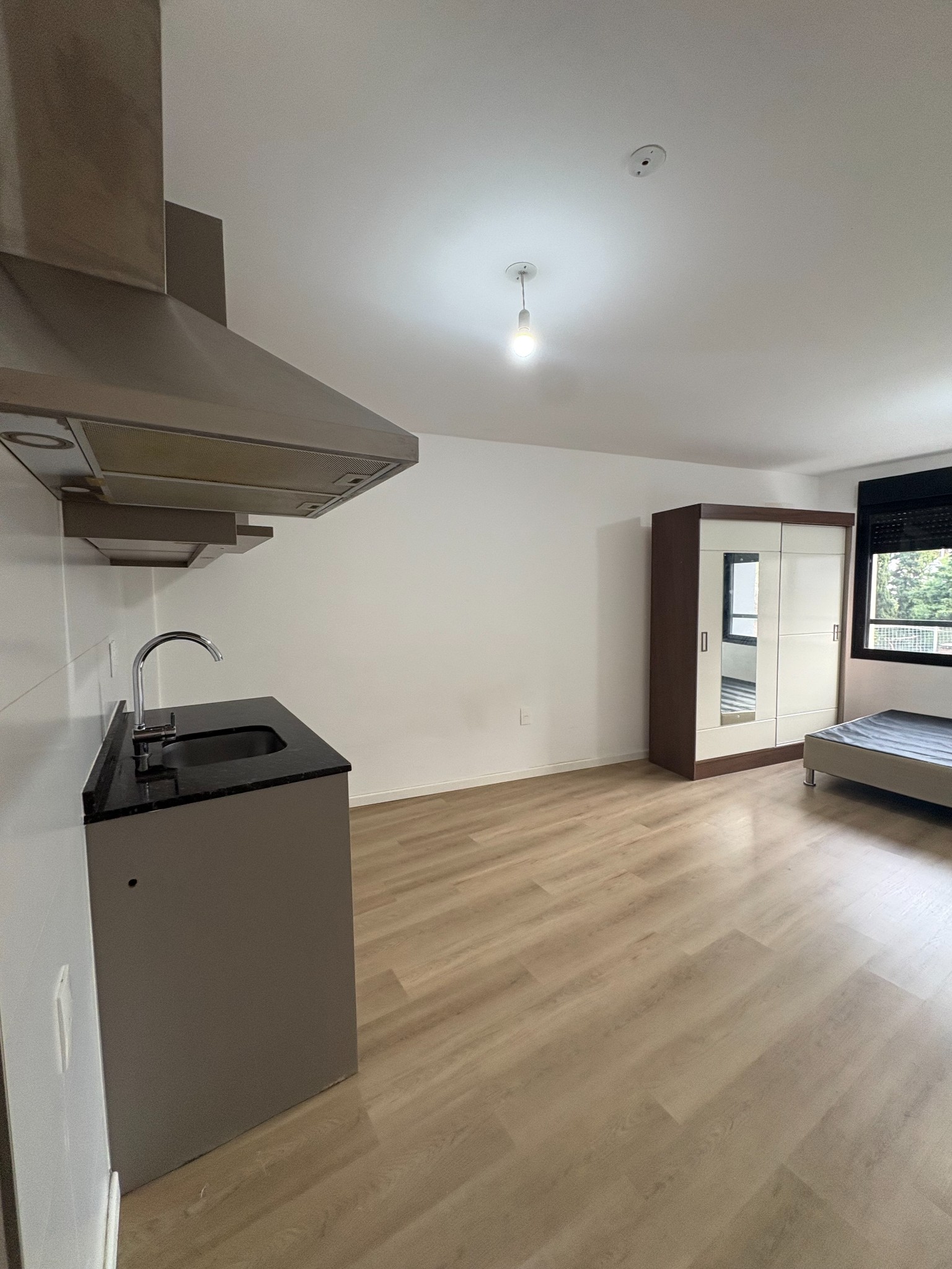 Alquiler. Exclusivo Monoambiente Moderno en Pocitos:  Estilo y Confort. Semi equipado. Unidad 306