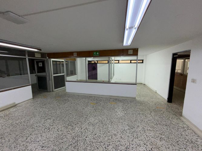 Edificio en venta en Prados Del Norte, Cali, 754 m² · foto 5 de 24