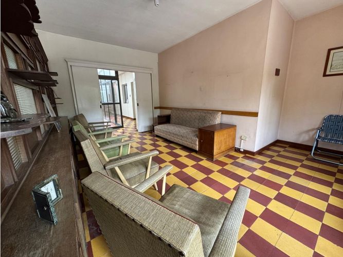 Casa de 12 alcobas en venta en Alcala, Envigado, 517 m² · foto 15 de 24